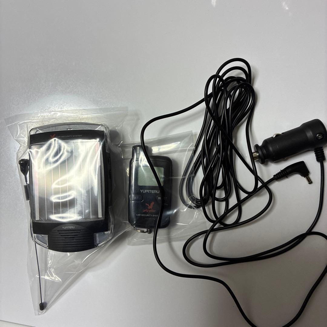 ユピテルVE-S37R Amazon.co.jp: ユピテル Aguilas 専用工具不要 簡単取付ソーラー充電
