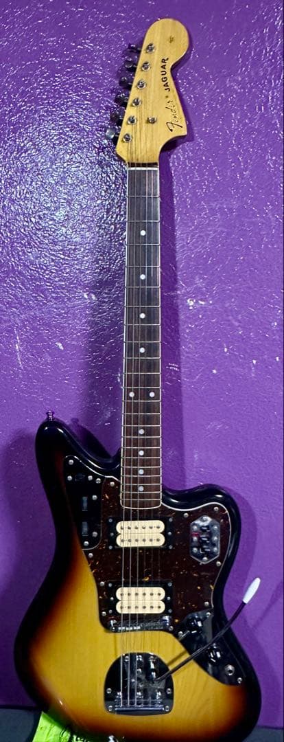 Fender Jaguar Made in Japan ハムバッカー Fender FSR Made in Japan Traditional 60s Jaguar Black Guitar with