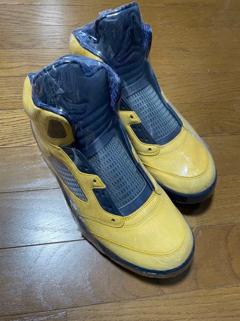 エアジョーダン５　ミシガン　Michigan 28cm ラッピング